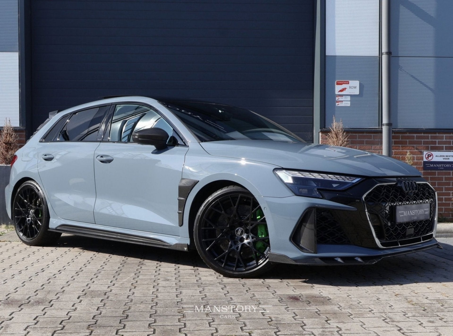 Audi 2.5 TFSI RS 3 quattro | Maxton Carbon Kit | HULK | HUD, Automaat, Verwarmde buitenspiegels, Gebruikt, Zwart