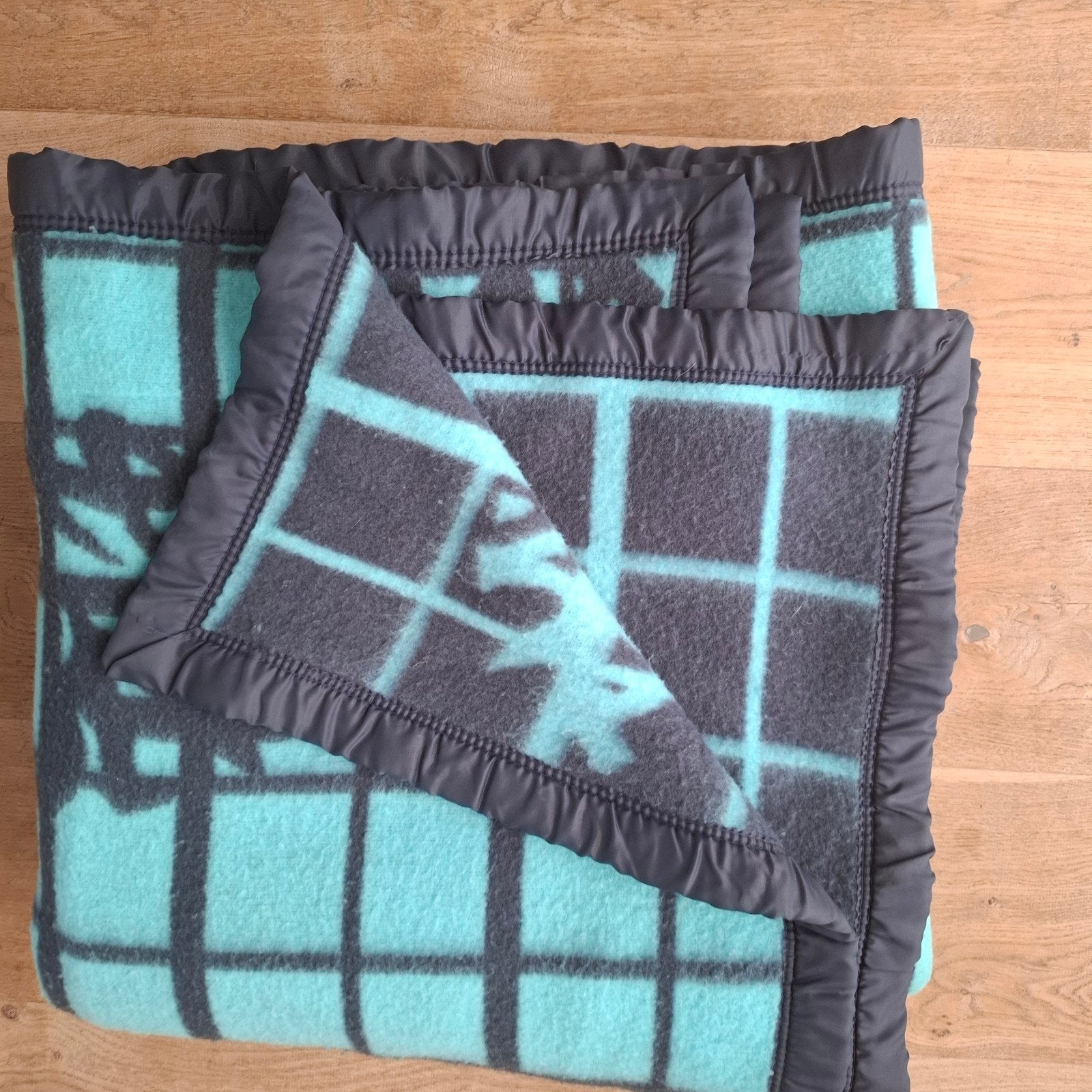 vintage deken 2.10  bij 2.25 blauw, Ophalen of Verzenden, Gebruikt