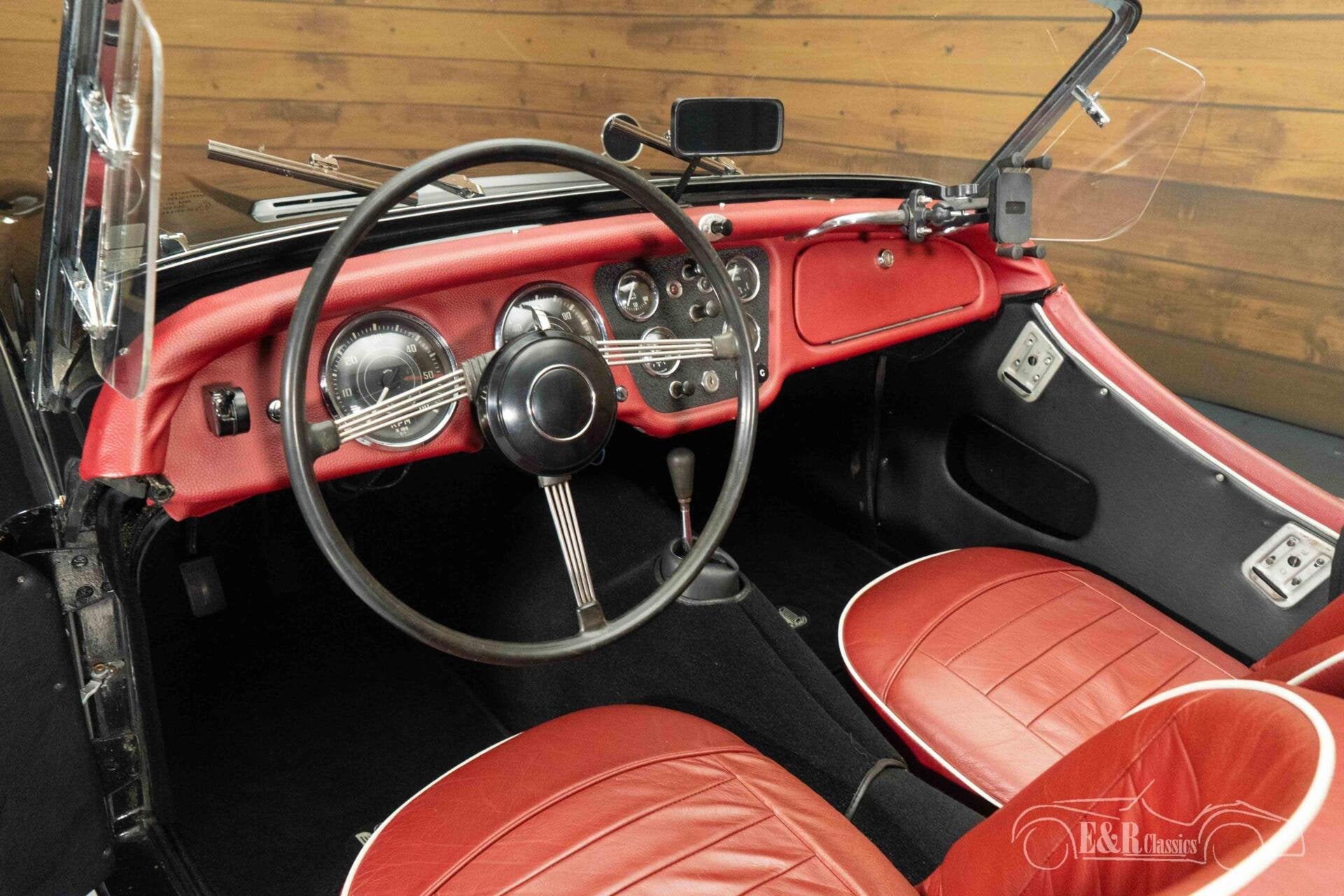 Triumph TR3A Cabriolet | 1961, Auto's, Achterwielaandrijving, Cabriolet, Triumph, Zwart