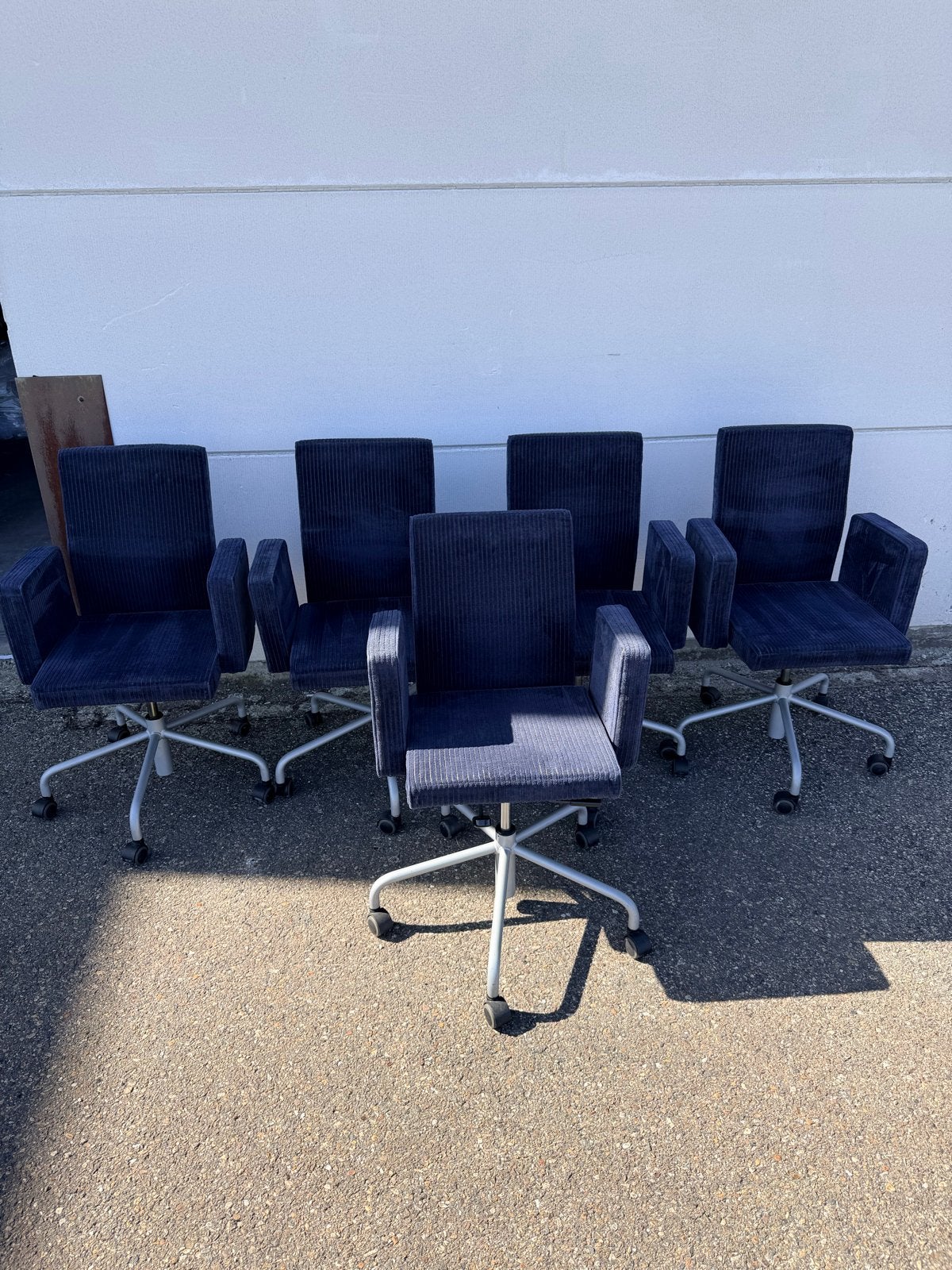 Bulo Pub & Club 4xVergaderstoelen en 1xBureaustoel Set Blauw, Gebruikt, Blauw, Ophalen of Verzenden, Bureaustoel