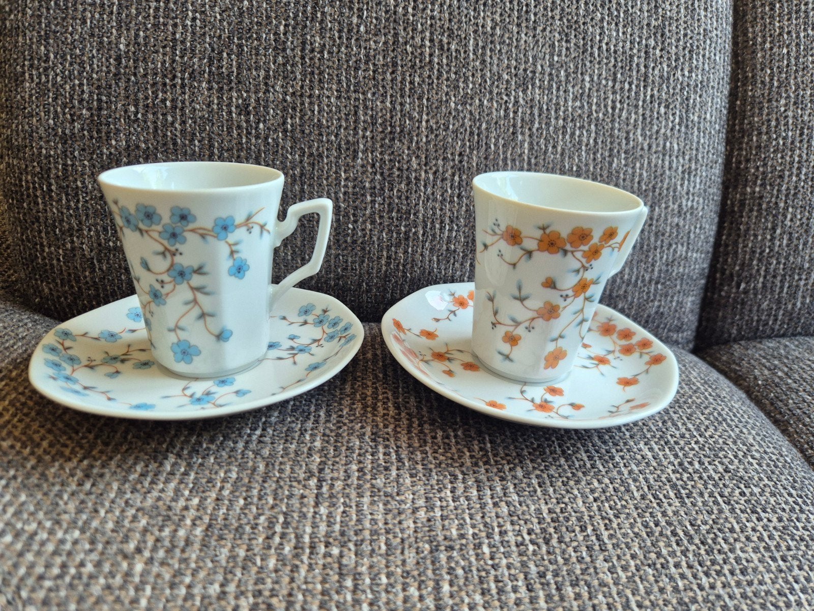 2 Tirschenreuth kop en schotels met bloemendecor, Ophalen of Verzenden