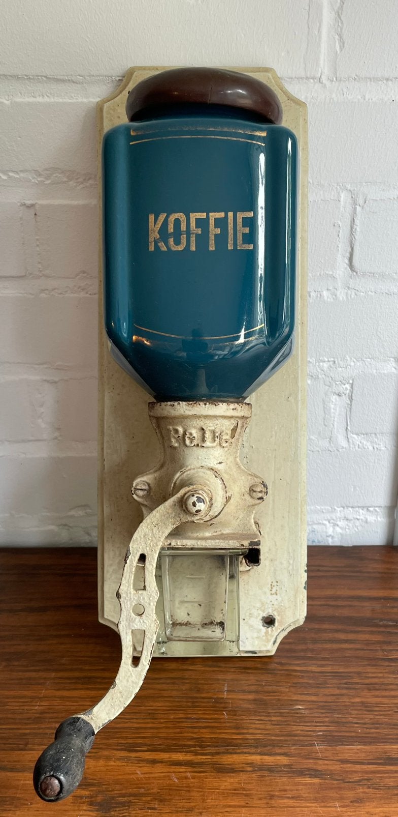 Een antieke petrol blauwe wandkoffiemolen, Ophalen of Verzenden