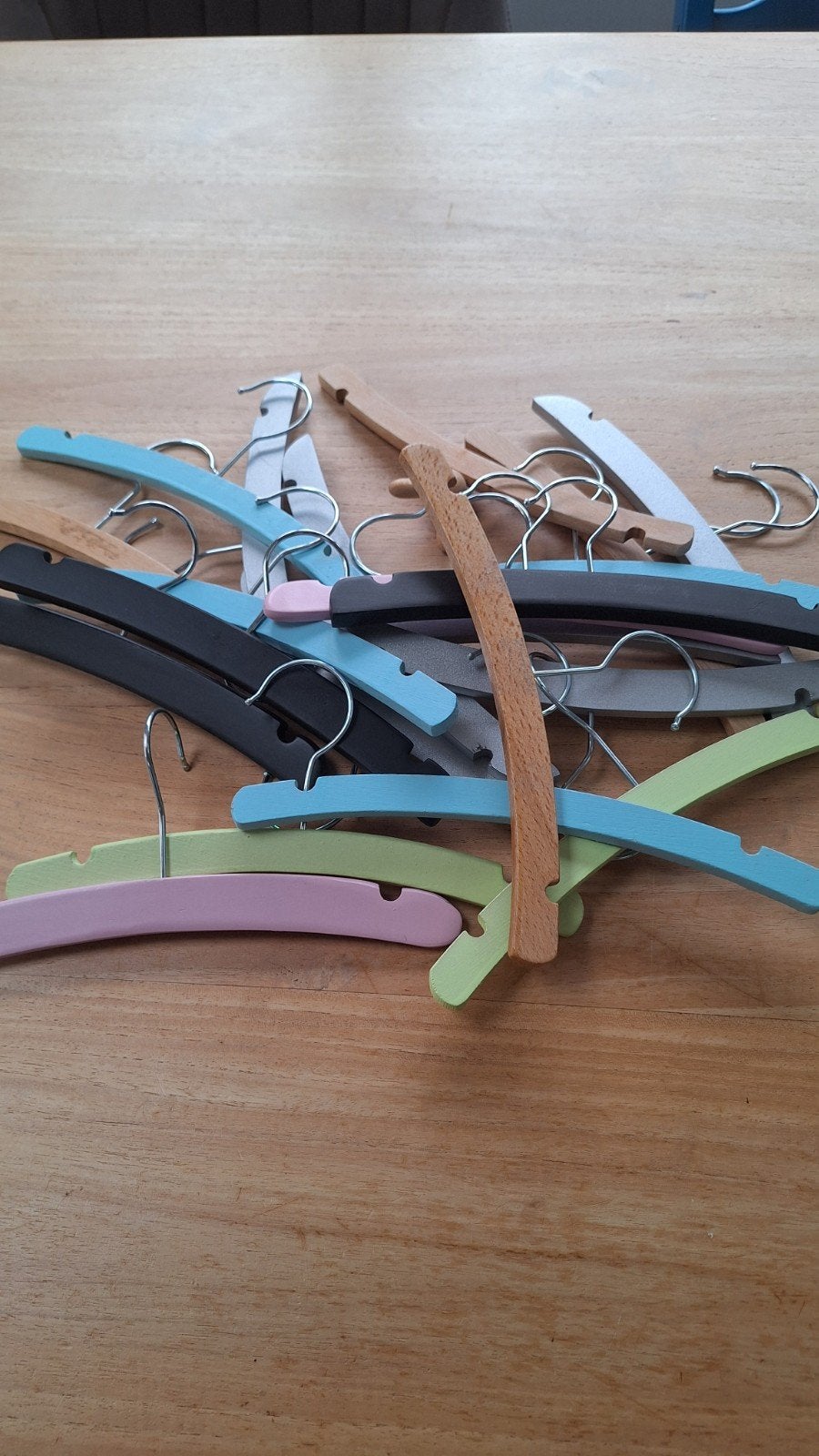 Gratis - partij kinder kledinghangers, Ophalen