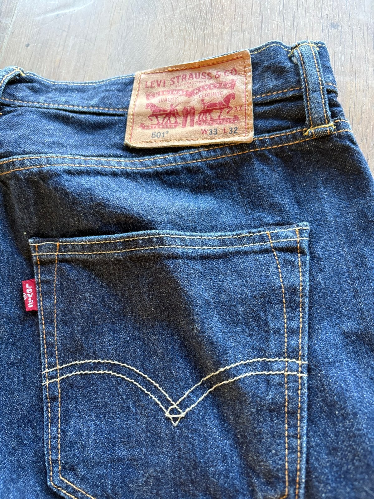 Levi's 501 Jeans W32/L33 - Valt iets kleiner, mist knoopje, Kleding | Heren, Ophalen of Verzenden, Gedragen, Blauw, W32 (confectie 46) of kleiner