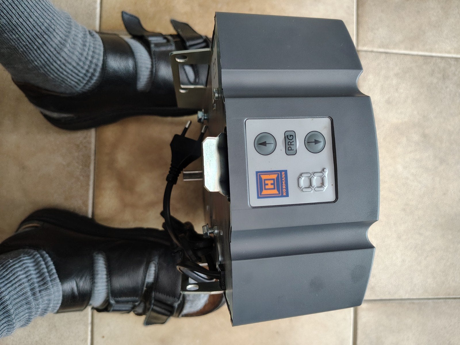 Hörmann supramatic E2 garagedeuropener, Ophalen, Garagedeur, Zo goed als nieuw, 120 cm of meer