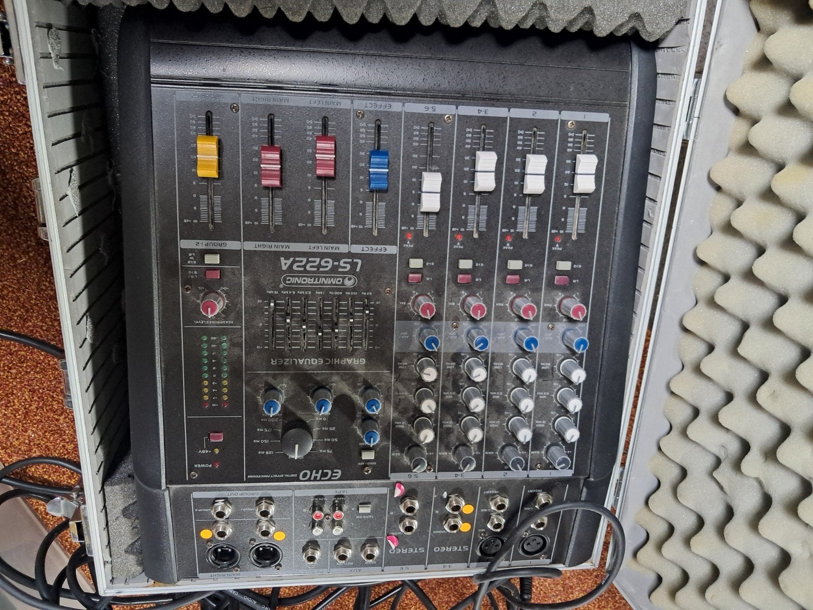 Omnitronic LS-622A Mengpaneel met Flightcase, Ophalen of Verzenden, Gebruikt, 5 tot 10 kanalen, Microfooningang