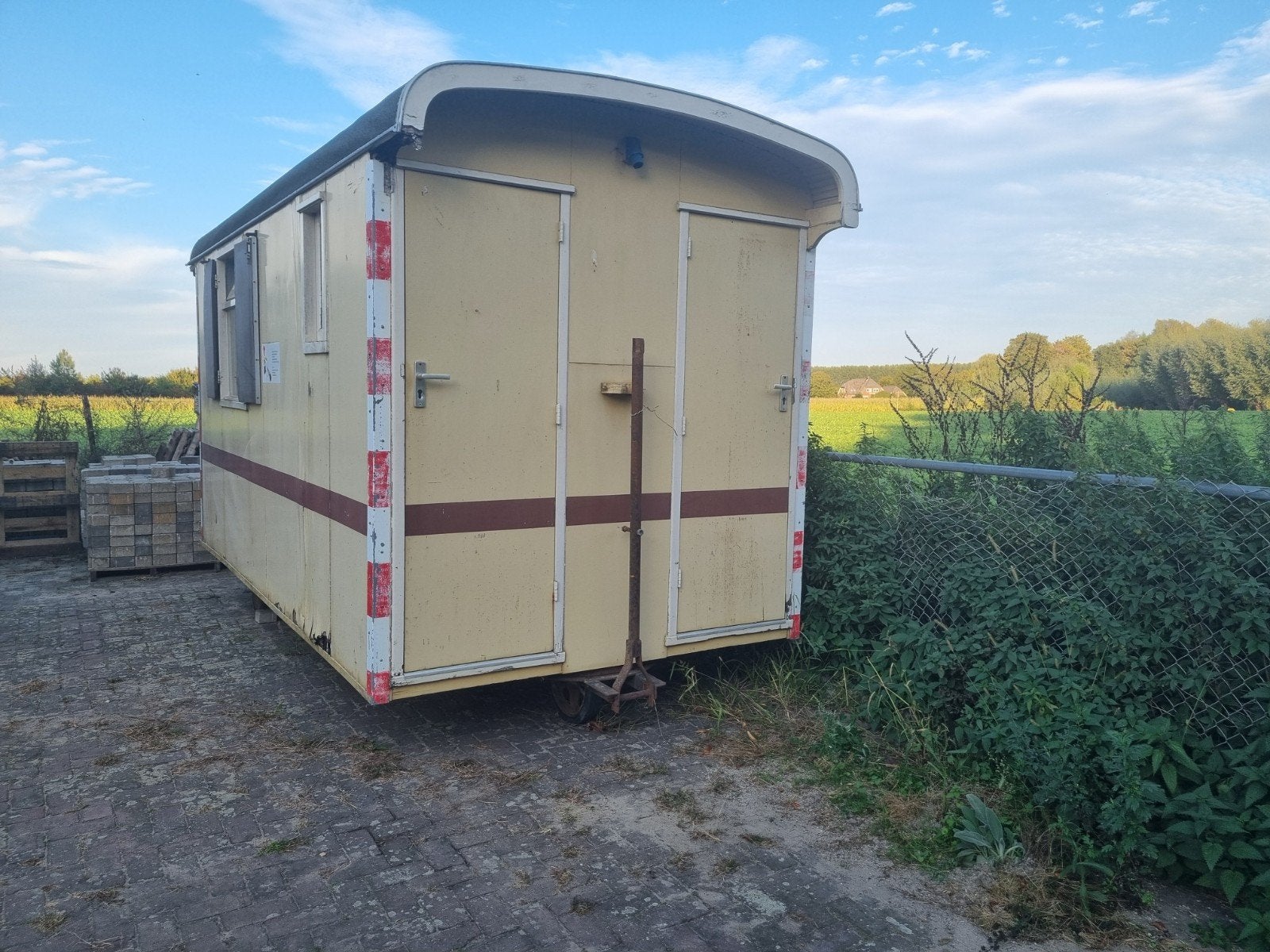 schaftkeet pipowagen tiny house, Doe-het-zelf en Verbouw, Ophalen, Gebruikt