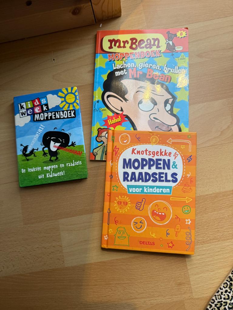 3 moppen boekjes, Ophalen of Verzenden, Fictie algemeen