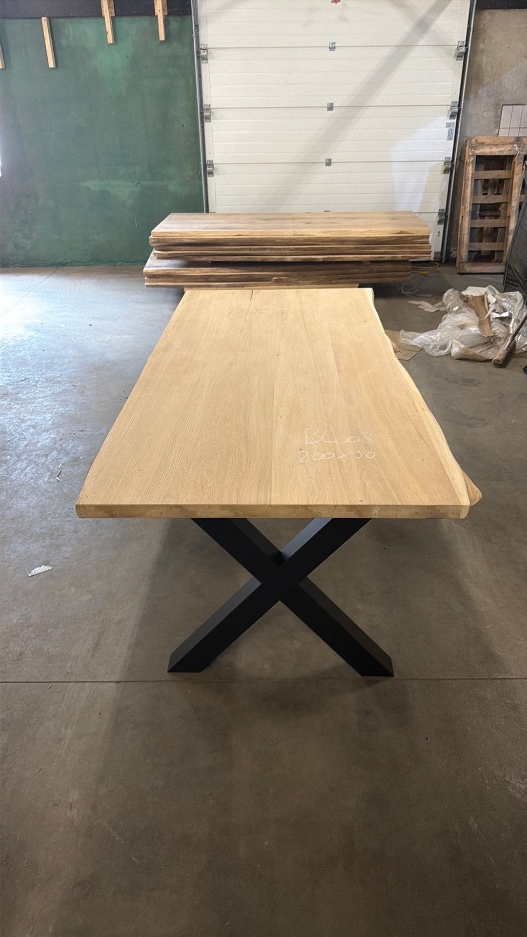 Massief eiken houten tafel inclusief onderstel nu €495,00!!, Eikenhout, Nieuw, 150 tot 200 cm, Vier personen