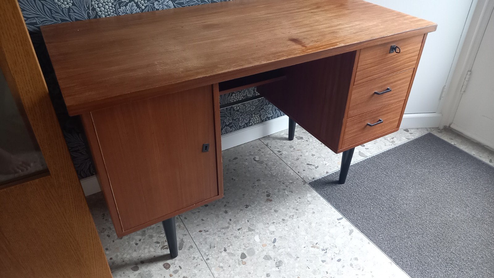 Vintage Teak Bureau met Lades en Kast - Jaren '60 Stijl, Ophalen, Gebruikt, Hout, Overige merken