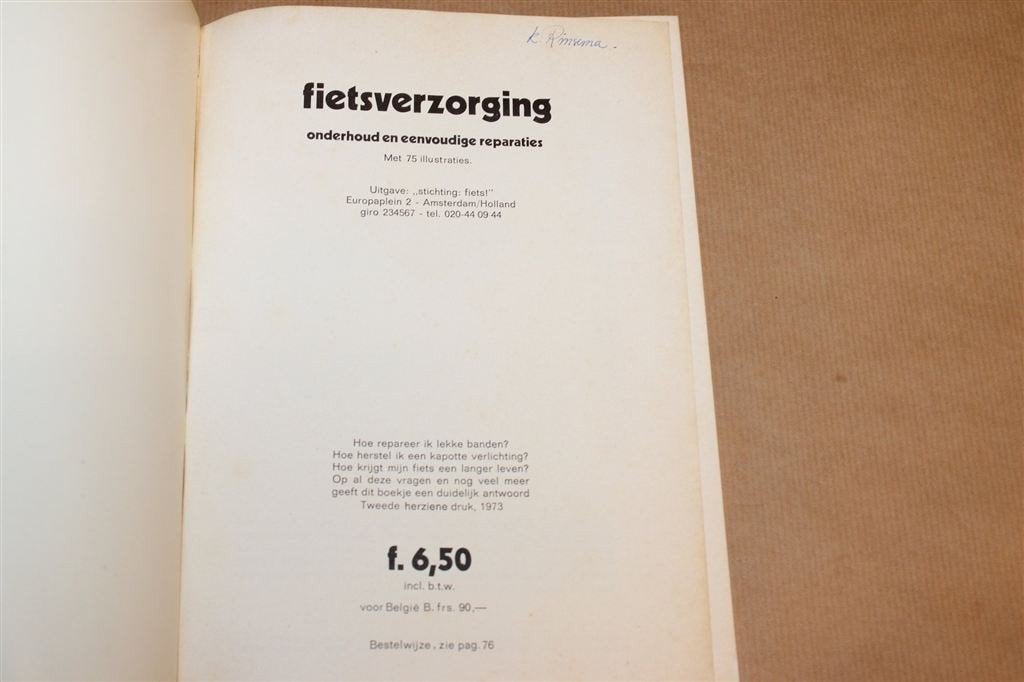 Fietsverzorging — Onderhoud en Reparatie 1974, Vintage, Boeken, Ophalen of Verzenden, Gelezen, Overige onderwerpen