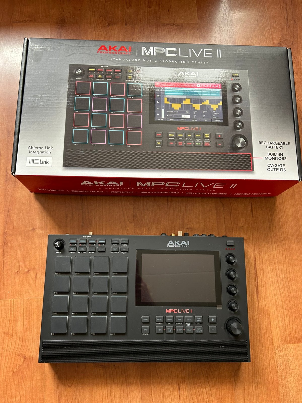 MPC Live ll, Muziek en Instrumenten, Samplers, Ophalen, Zo goed als nieuw