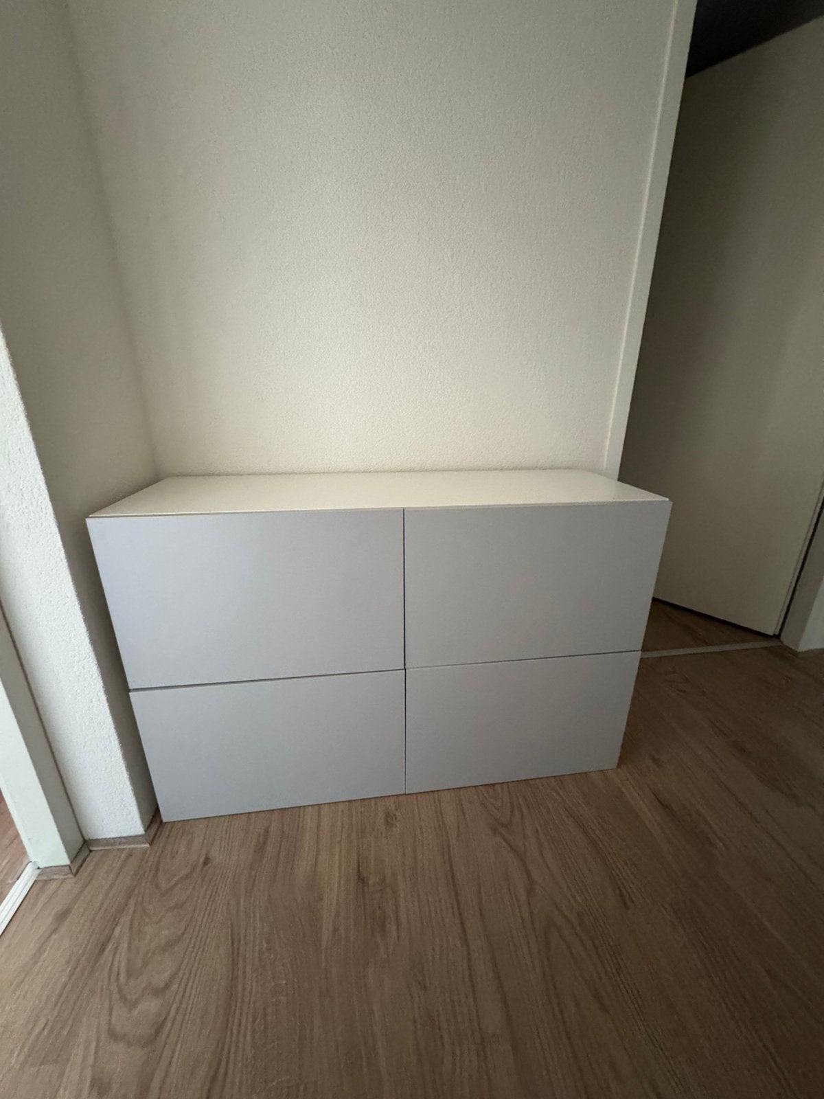 Besta ikea tv-meubel, Doe-het-zelf en Verbouw, Ophalen, 30 tot 80 cm, Radiator, Minder dan 60 cm