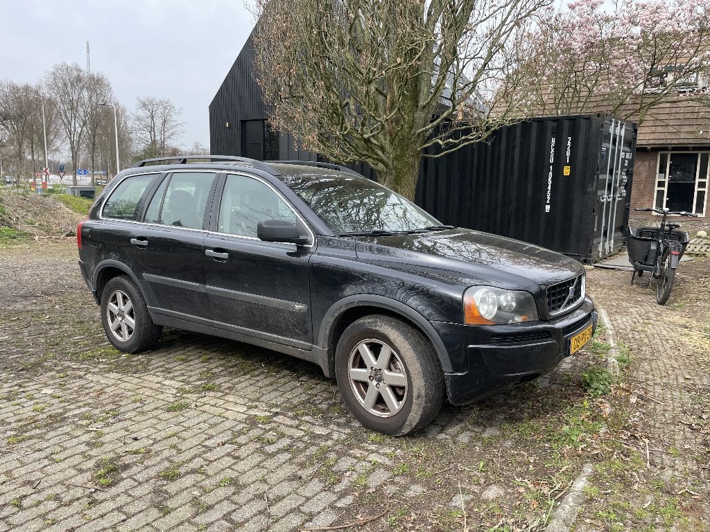 Volvo XC90 2.9 T6 Geartronic 2005 Zwart, Auto's, Volvo, Beige, 2037 kg, 7 stoelen, 272 pk