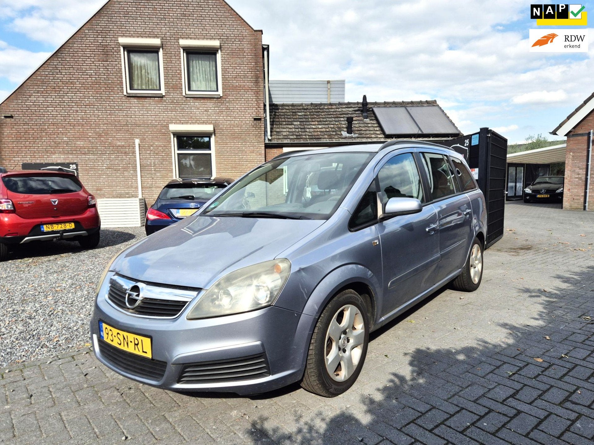 Opel Zafira 1.8 Enjoy 7 Persoons Airco Cruise, Auto's, Stof, Gebruikt, 4 cilinders, Metallic lak
