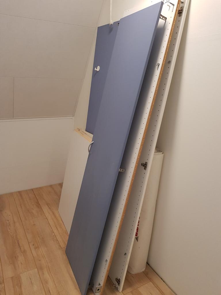 Kledingkast Blauw gratis op te halen, Huis en Inrichting, Ophalen, 50 tot 100 cm, 150 tot 200 cm, 50 tot 75 cm