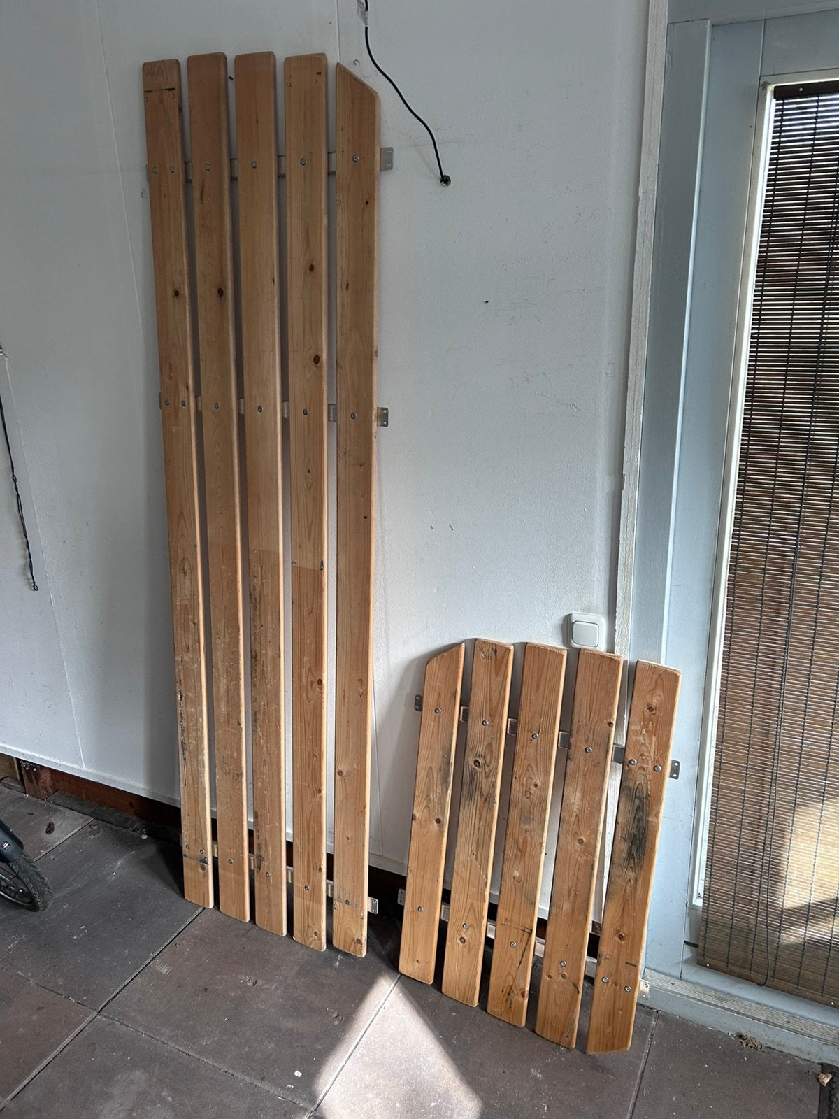 Houten lat-om-lat betimmering uit laadruimte VW T5 T6, Auto-onderdelen, Interieur en Bekleding, Ophalen, Volkswagen