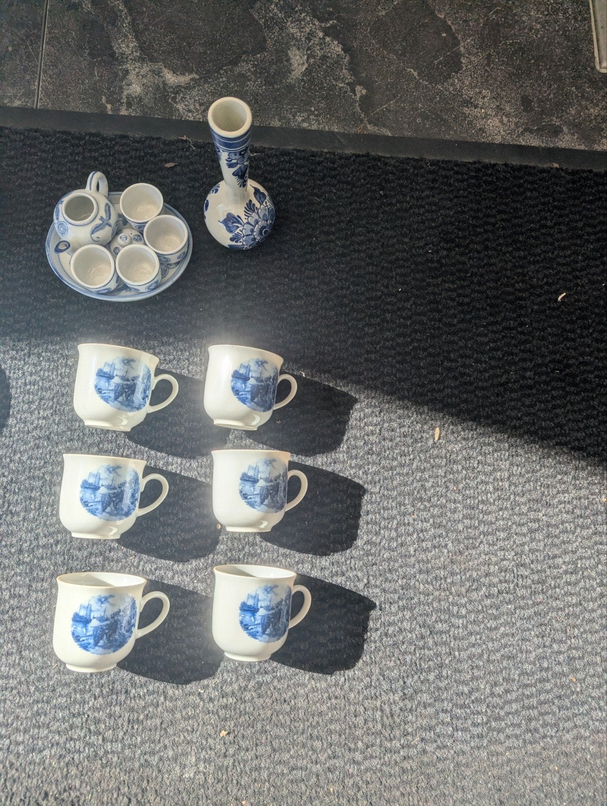Grote collectie Delfts Blauw: borden, kopjes en vaas, Antiek en Kunst, Ophalen