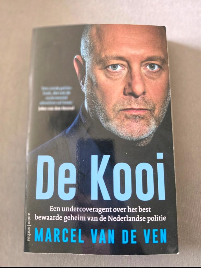 Marcel van de Ven - De Kooi, Boeken, Thrillers, Zo goed als nieuw, Ophalen