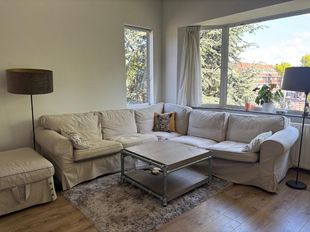 Ikea Hoekbank met Hocker - Ektorp, Huis en Inrichting, Banken | Bankstellen, Modern, Comfortabel, 250 tot 300 cm, Gebruikt, 100 tot 125 cm