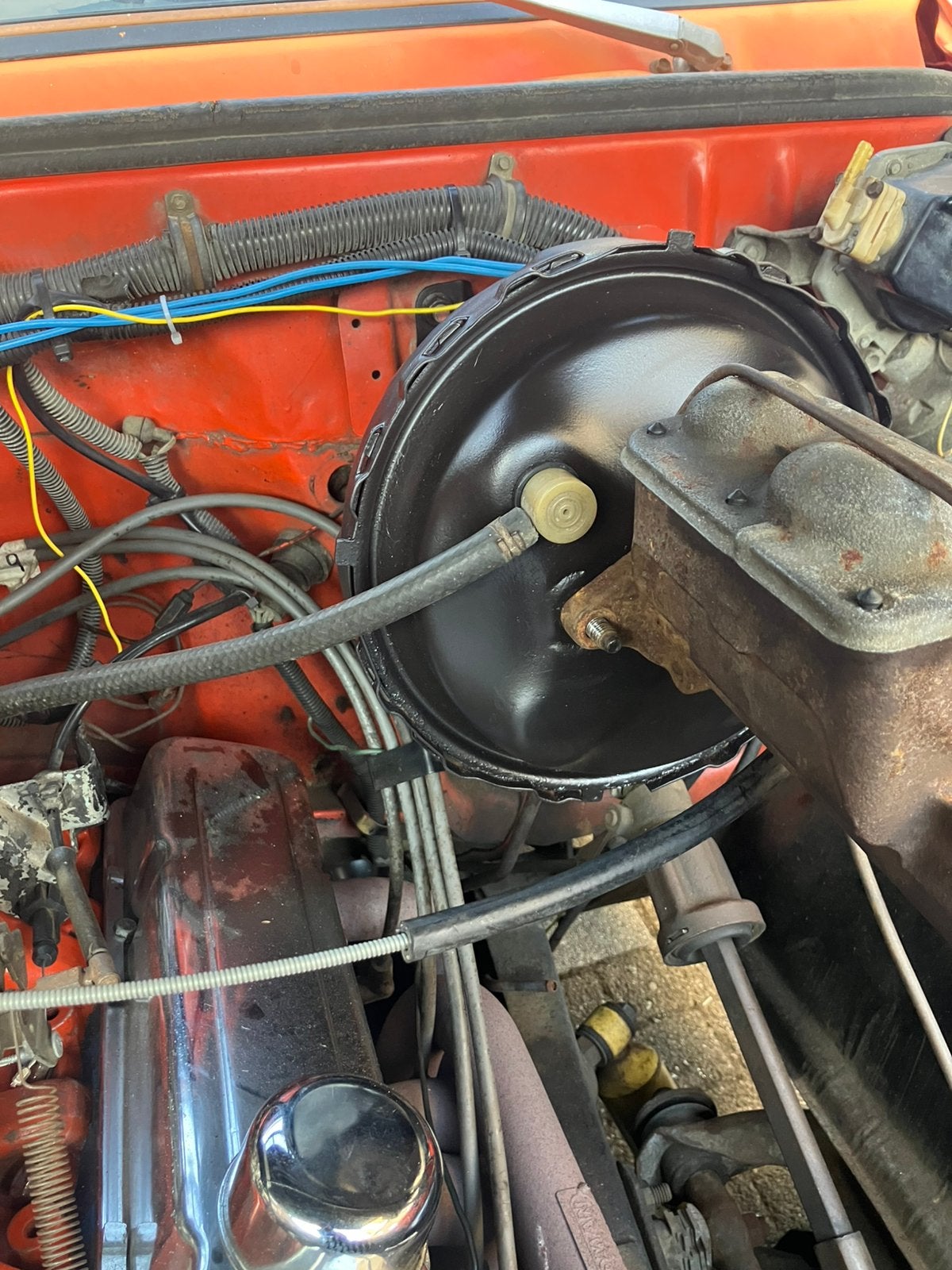 Chevrolet pick up 1974 rem booster ter revisie 2 x onderelen, Ophalen, Gebruikt, Chevrolet