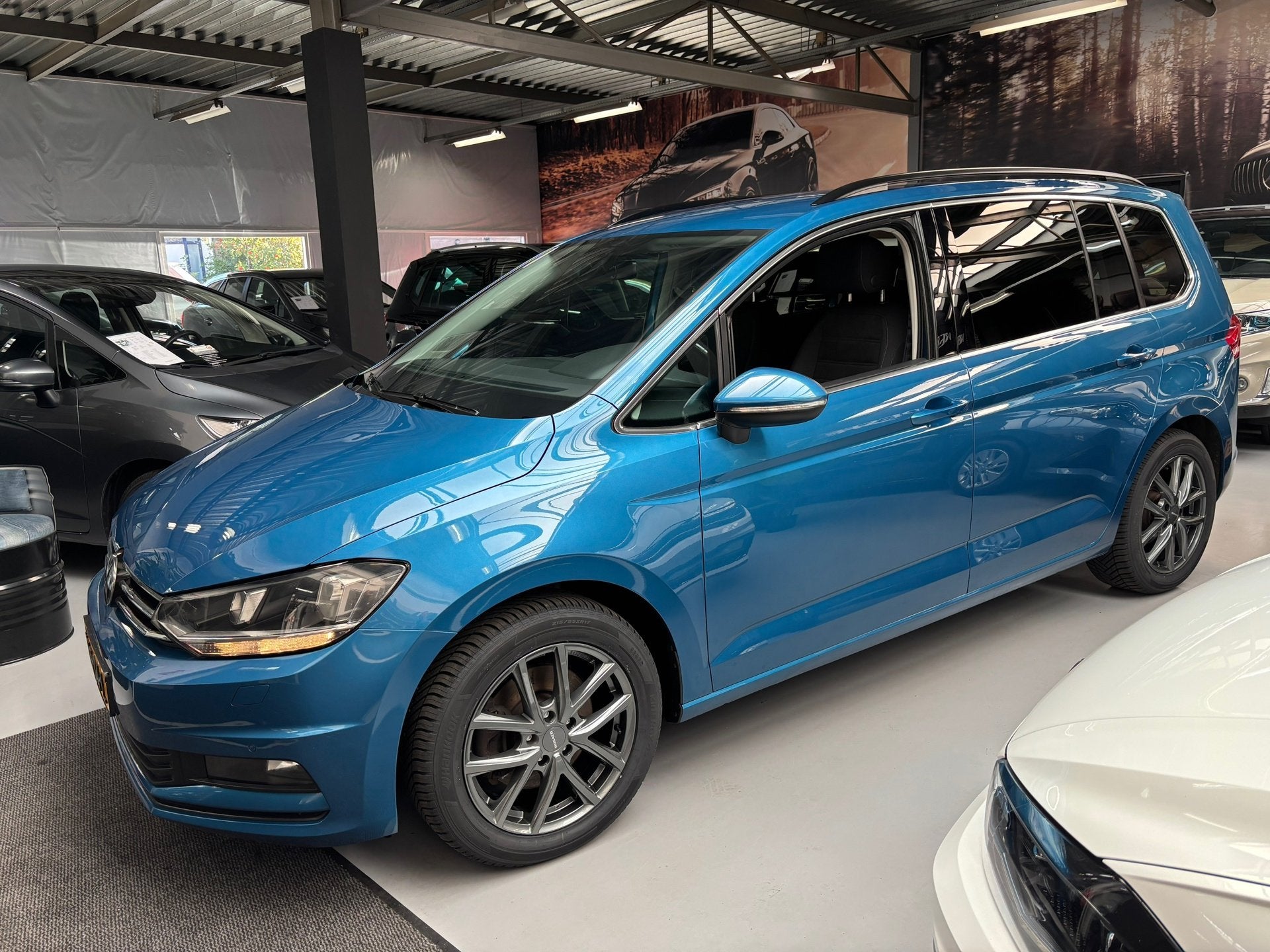 Volkswagen TOURAN 1.4 TSI Comfortline 7persoons / Carplay /, Auto's, Dealer onderhouden, Gebruikt, 4 cilinders, Blauw