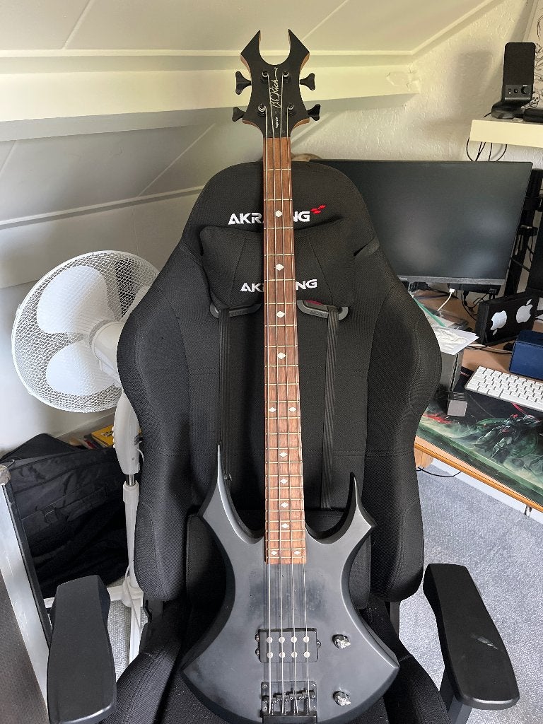 Bc rich Virgin VB4 bas gitaar, Ophalen, Zo goed als nieuw, Elektrisch