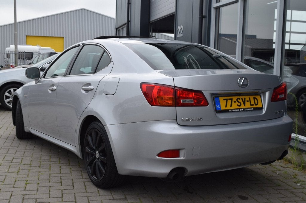Lexus IS 250 Business Luxury | LED | Automaat | Leder | APK, Auto's, Lexus, Stoelverwarming, Achterwielaandrijving, Gebruikt, Zwart