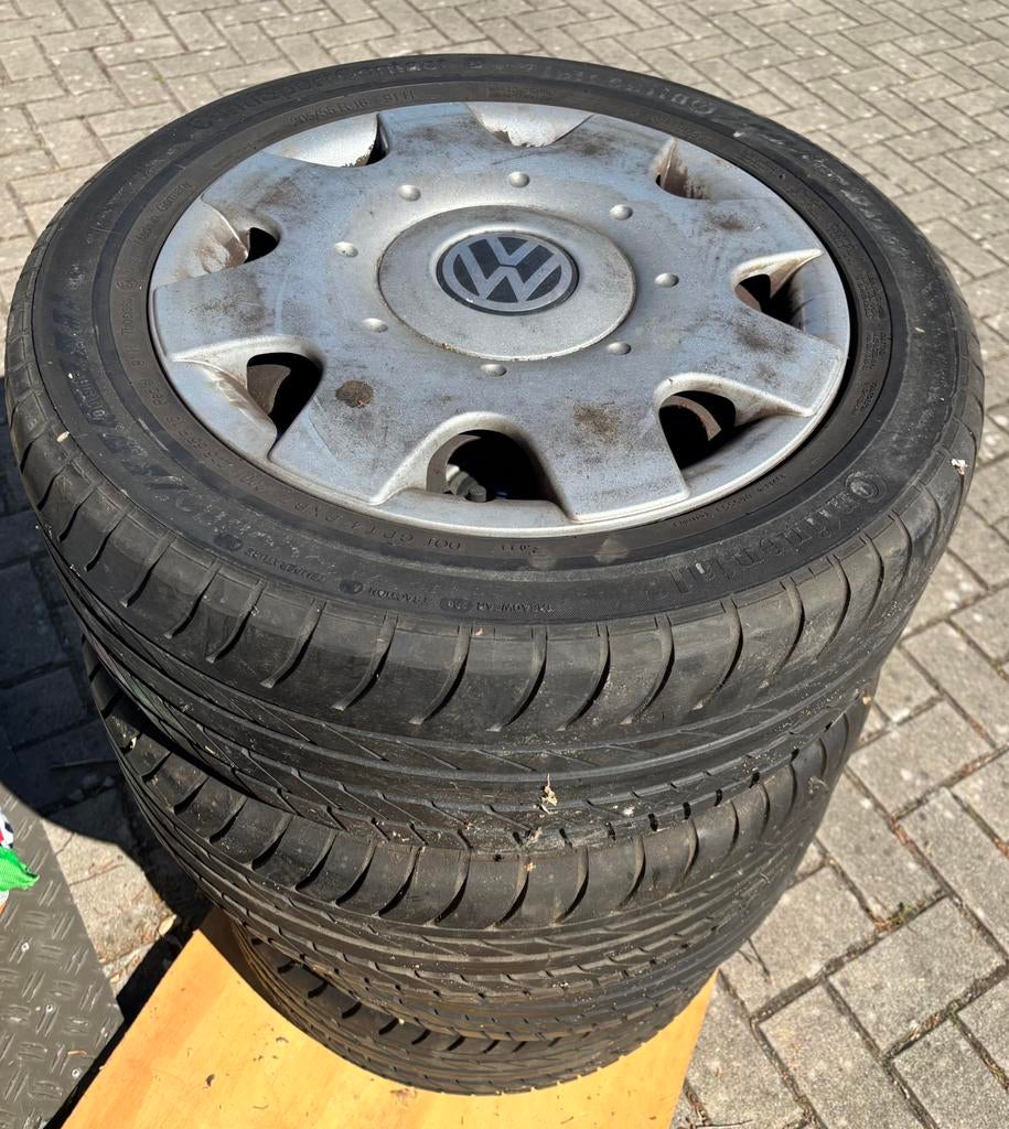 Te Koop set VW banden met stalen velg, Ophalen