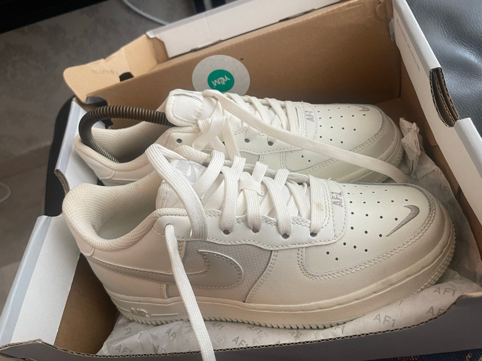 Nike Air Force 1 '07 Low - Witte sneakers, Ophalen of Verzenden, Gedragen, Wit, Sneakers of Gympen