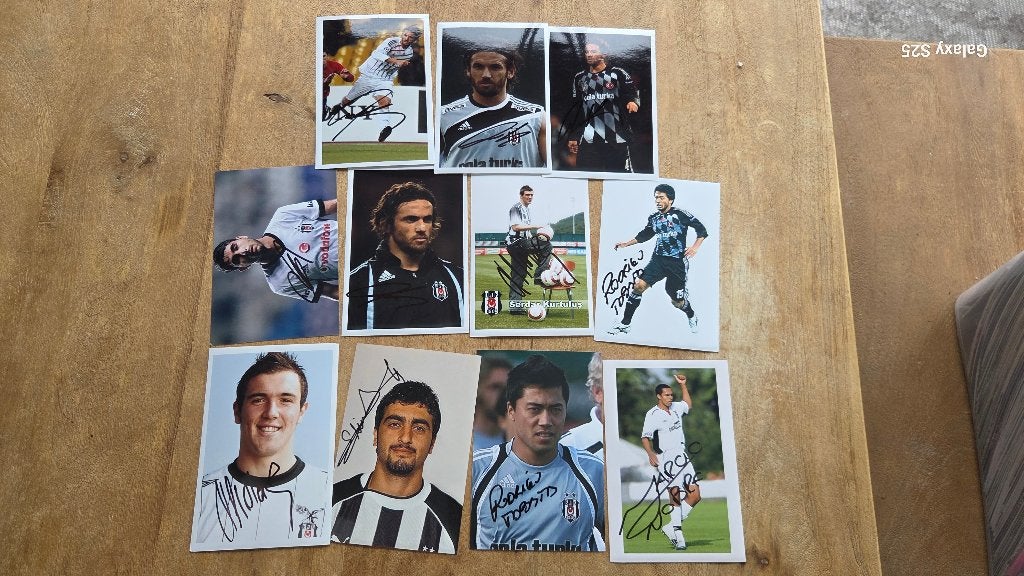 11x Besiktas foto's + originele handtekeningen, Ophalen of Verzenden, Zo goed als nieuw, Buitenlandse clubs, Spelerskaart
