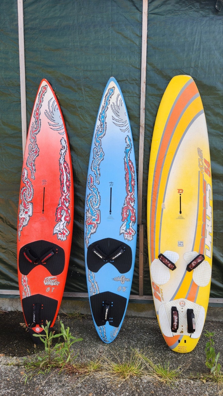 Complete windsurfset: 3 boards, 5 zeilen, 3 masten, 2 gieken, Ophalen, Gebruikt, 5 tot 6.5 m², Minder dan 250 cm