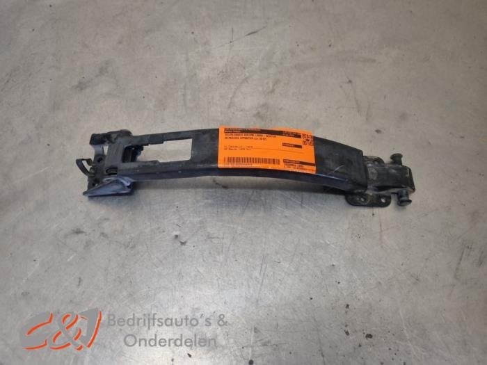 Deurvanger 4Deurs links-achter van een Mercedes Sprinter, Gebruikt, -, Ophalen of Verzenden, -