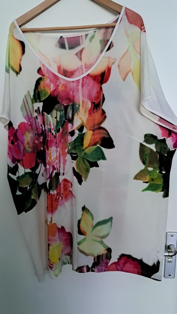 Z 43 Fleurige stretch tuniek Sybel 50/52, Kleding | Dames, Overige kleuren, Blouse of Tuniek, Ophalen of Verzenden, Zo goed als nieuw