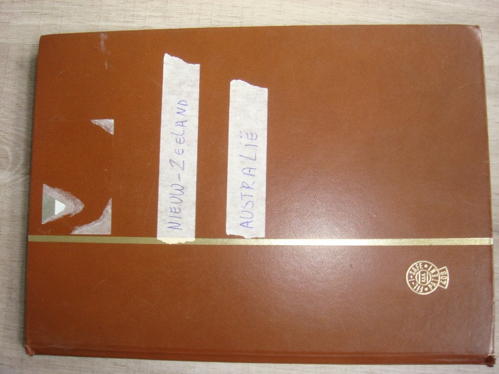 Postzegelverzameling Nieuw-Zeeland en Australië, Postzegels en Munten, Postzegels | Volle albums en Verzamelingen, Ophalen of Verzenden