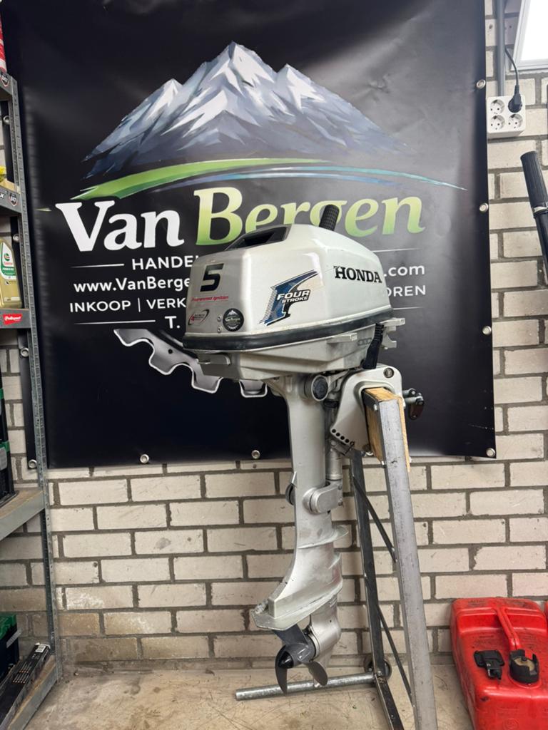 Honda 5 pk 4 takt buitenboordmotor kortstaart, Watersport en Boten, Buiten- en Binnenboordmotoren, Ophalen, -, Viertaktmotor, Zo goed als nieuw