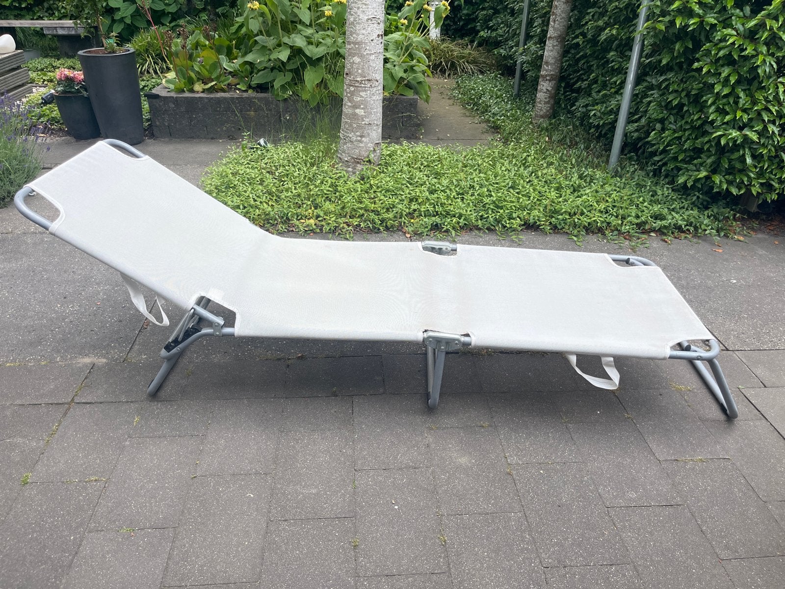 Ligbed - verstelbaar - ideaal voor tuin of camping, Ophalen, Gebruikt, Metaal, Inklapbaar