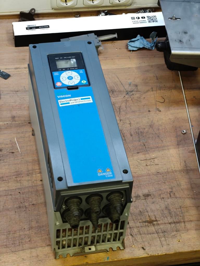 Vacon 5.5kW HVAC Frequentieregelaar - VACON0100-3L-0016-4, Ophalen of Verzenden