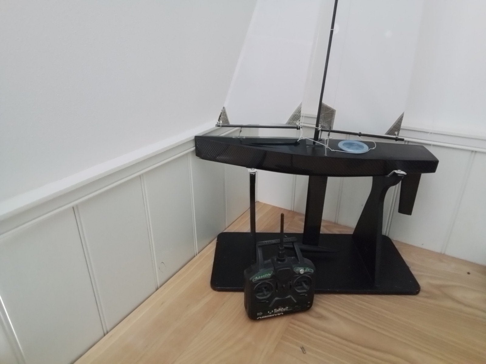 RC Zeilboot met Afstandsbediening - Zo goed als nieuw, Ophalen, Zo goed als nieuw
