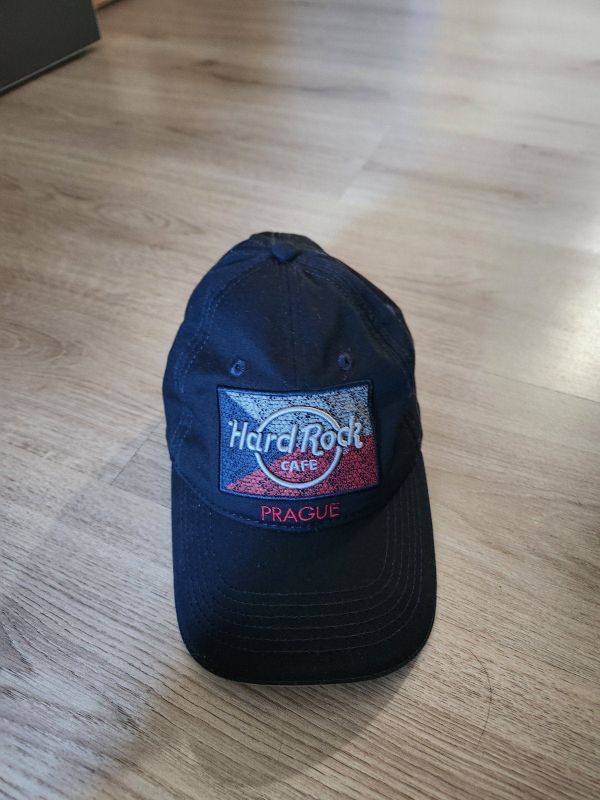 Hard Rock Cafe Praag pet - Zo goed als nieuw, Ophalen of Verzenden, Zo goed als nieuw, One size fits all, Pet