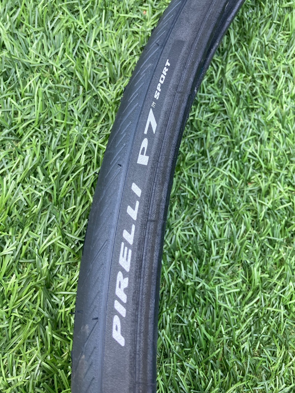 2stuks Pirelli P7 Sport racefietsband, Fietsen en Brommers, Fietsen | Racefietsen, Overige merken, Ophalen of Verzenden, Meer dan 20 versnellingen