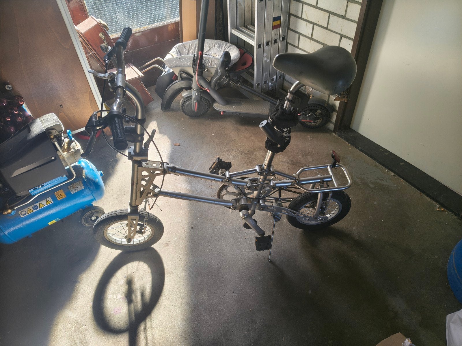 Opvouwbare fiets, Fietsen en Brommers, Gebruikt, Velgrem, 16 tot 18 inch, Totaal opvouwbaar
