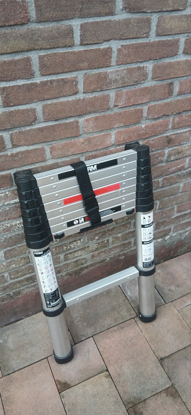 Telescoopladder, Ophalen, 2 tot 4 meter