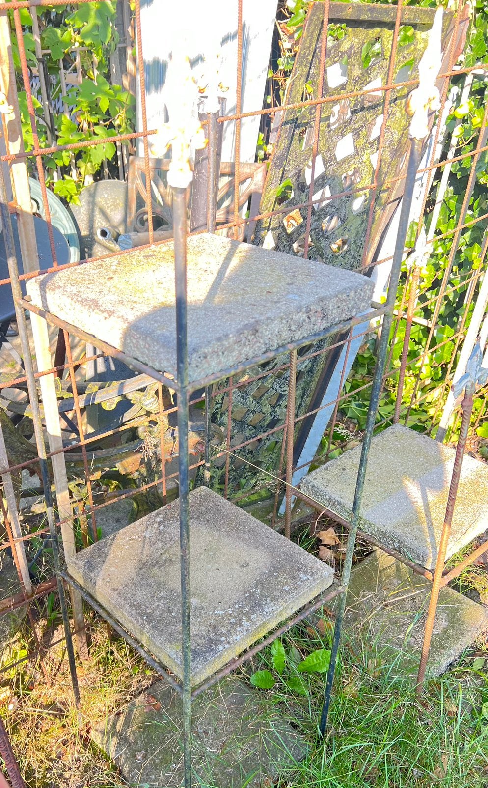 Meerdere ijzer etageres / plantensteun, Tuin en Terras, Tuinstekers, Ophalen, Gebruikt