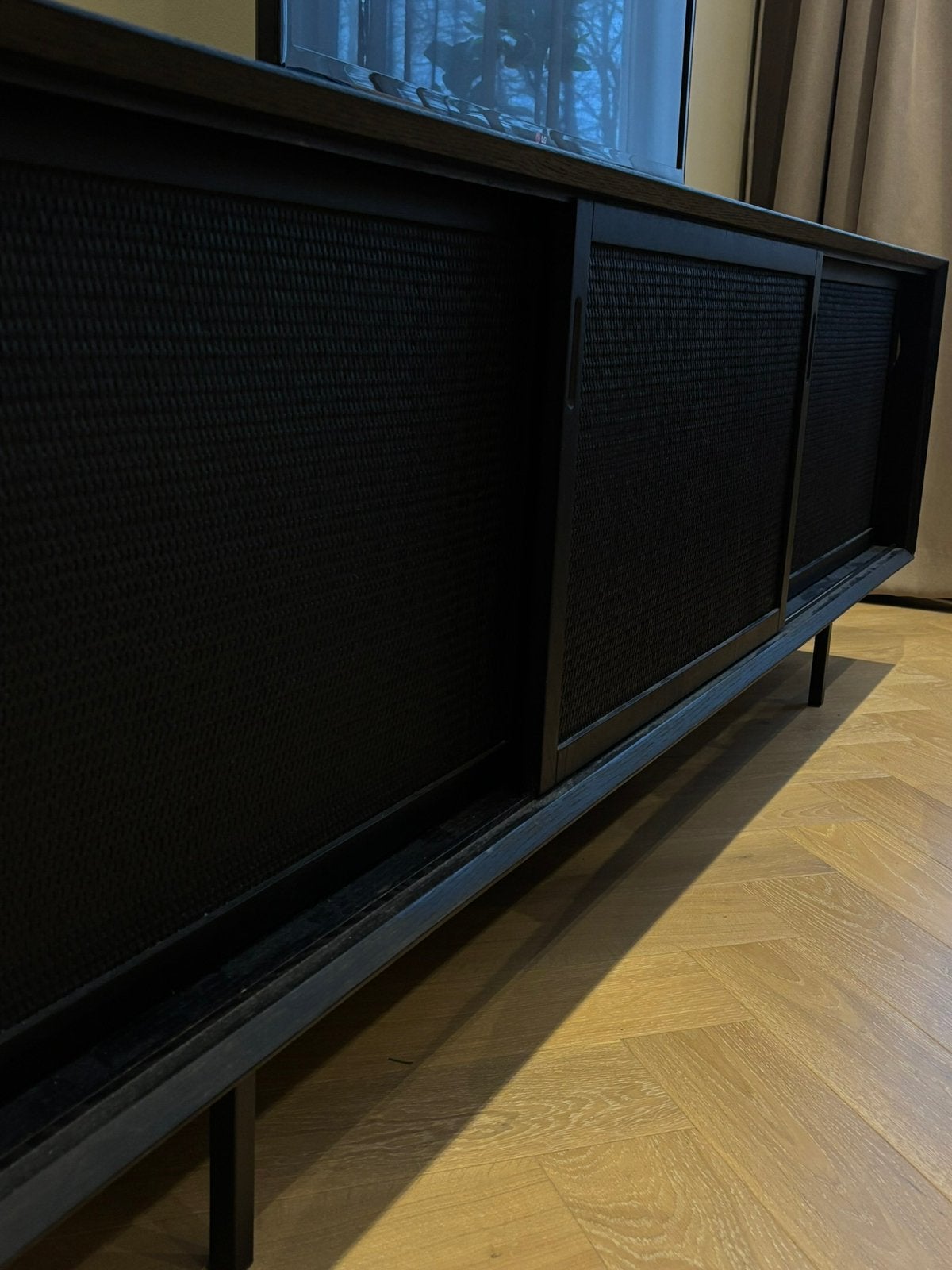 Furnified dressoir, Huis en Inrichting, Overige materialen, Met deur(en), Ophalen of Verzenden, Zo goed als nieuw