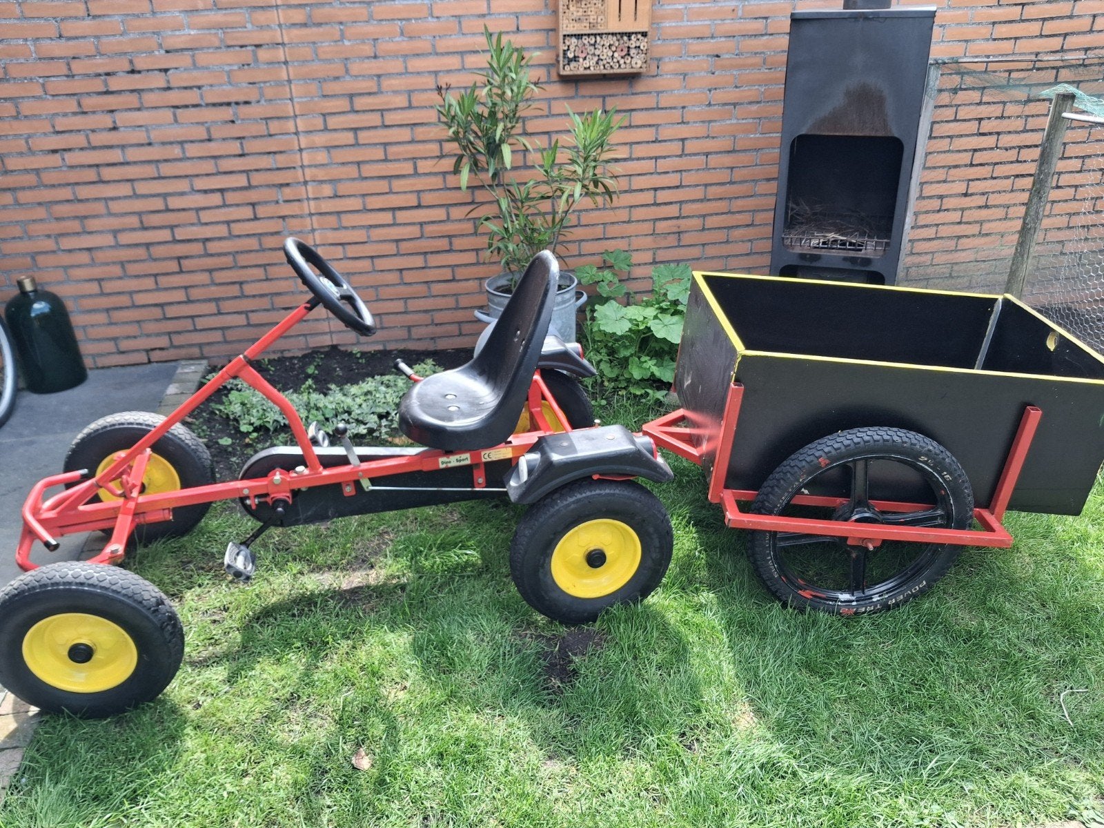 Dino Skelter met aanhangwagen, Ophalen, Gebruikt, Overige merken