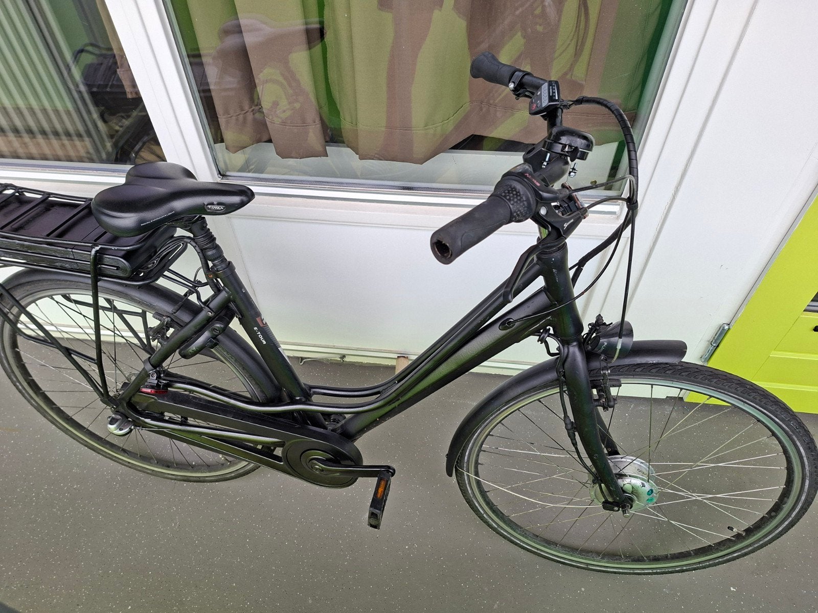 E-Tour elektrische fiets zwart – inclusief acculader, Ophalen, Gebruikt, Overige merken