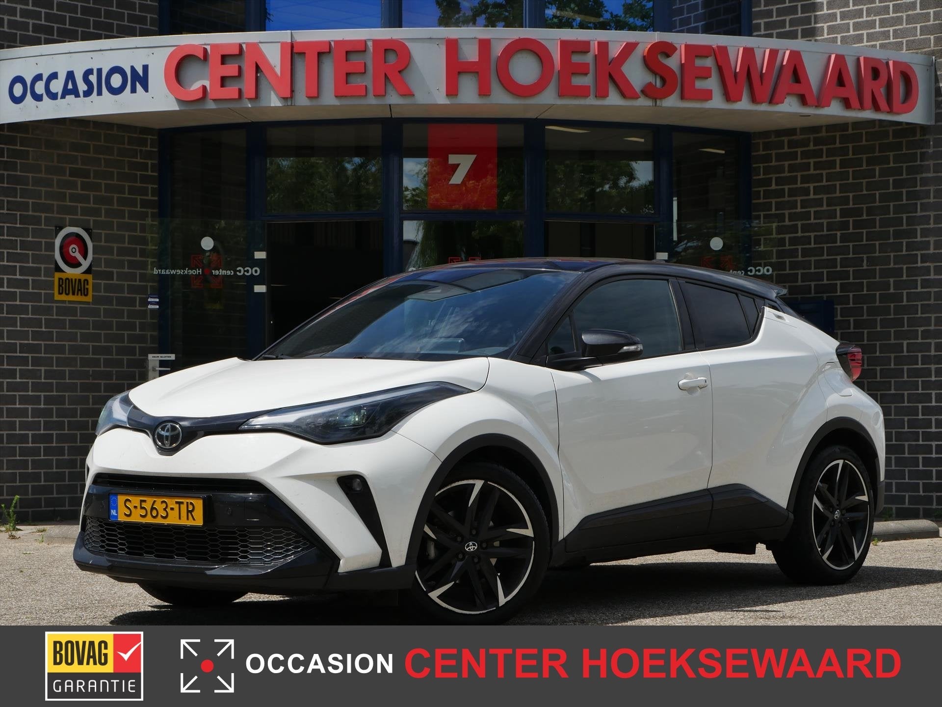 TOYOTA C-Hr 1.8 Hybrid 122pk CVT GR-Sport Two-Tone | Camera, Auto's, Toyota, 12 maanden, 4 cilinders, Origineel Nederlands, Hybride Elektrisch/Benzine