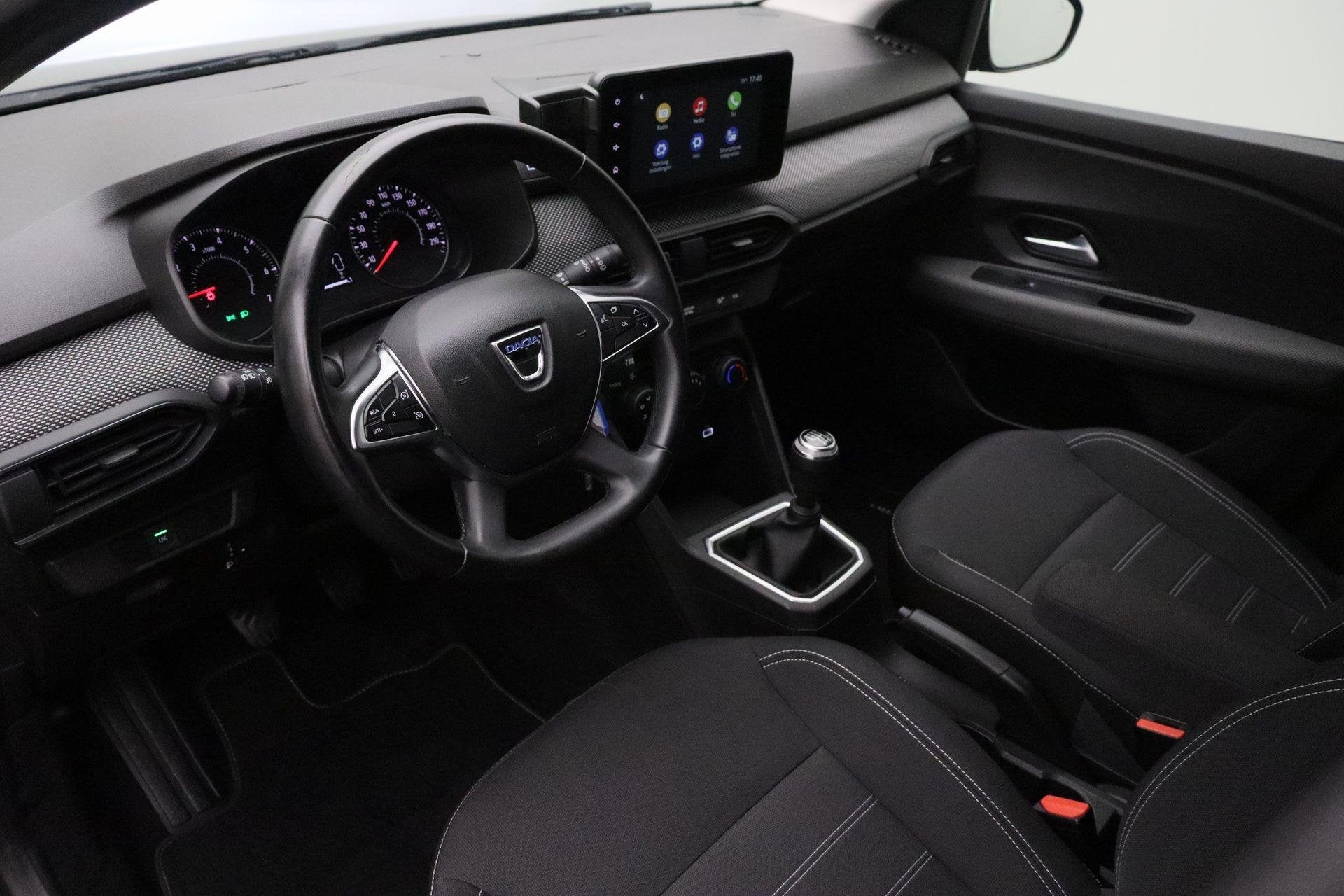 Dacia Sandero Stepway 1.0 TCe 100 Bi-Fuel Comfort 2021 | 1e, Auto's, Dacia, Voorwielaandrijving, Cruise Control, Euro 6, Zwart