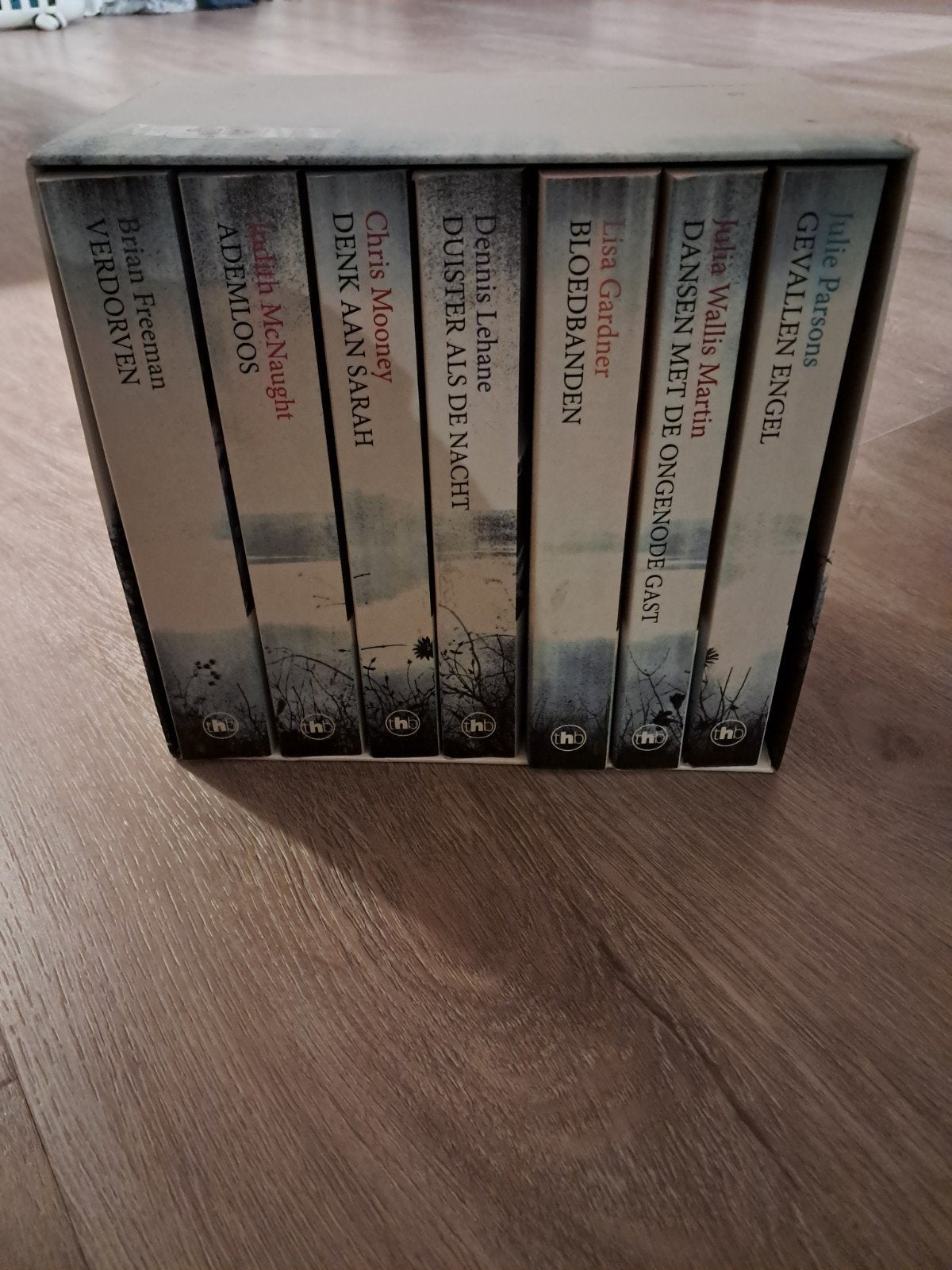 Thriller Boekenbox - 7 Spannende Romans van Topauteurs, Boeken, Ophalen of Verzenden, Gelezen, Diverse Auteurs, Wereld overig